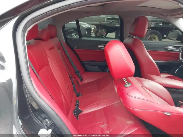 ZARFAEDN6J7593632 2018 ALFA ROMEO GIULIA - Image 8