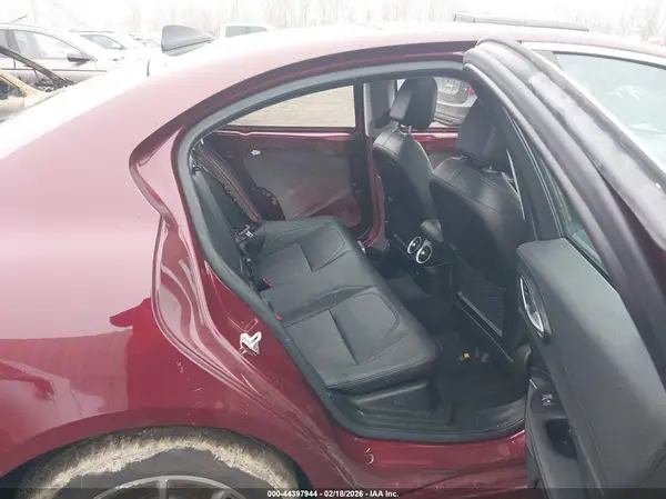 ZARFAEDN6J7594523 2018 ALFA ROMEO GIULIA - Image 8