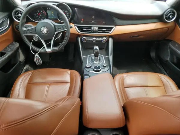 ZARFAEDN7H7559323 2017 ALFA ROMEO GIULIA - Image 8