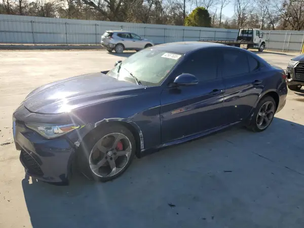 ZARFAEDN8H7550758 2017 ALFA ROMEO GIULIA - Image 1