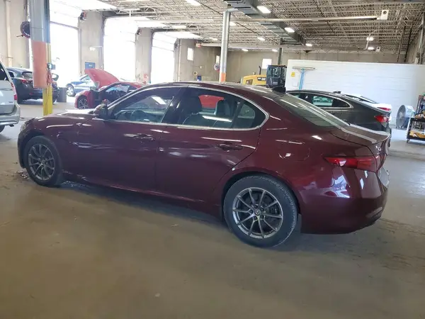 ZARFAEDN8H7558407 2017 ALFA ROMEO GIULIA - Image 2