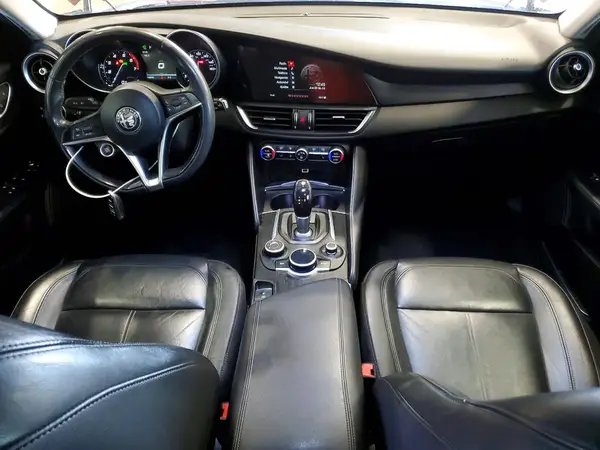 ZARFAEDN8H7558407 2017 ALFA ROMEO GIULIA - Image 8