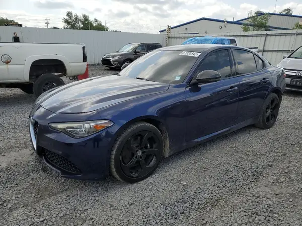 ZARFAEDN8J7583555 2018 ALFA ROMEO GIULIA - Image 1