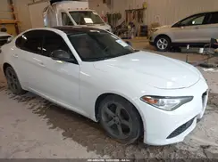 ZARFAEDN9H7555189 2017 ALFA ROMEO GIULIA