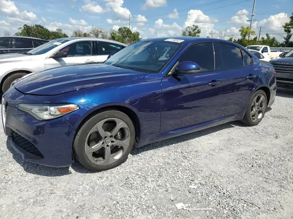 ZARFAEDN9J7564125 2018 ALFA ROMEO GIULIA - Image 1