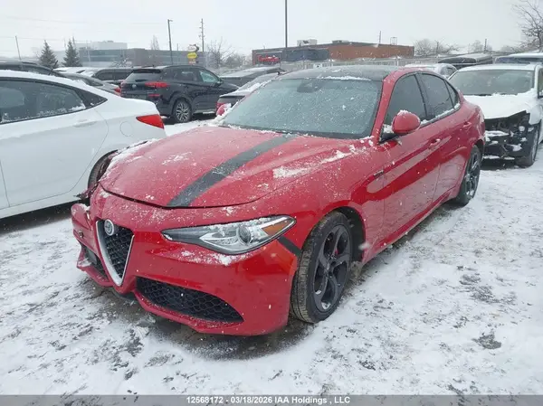ZARFAEDNXH7535842 2017 ALFA ROMEO GIULIA - Image 2