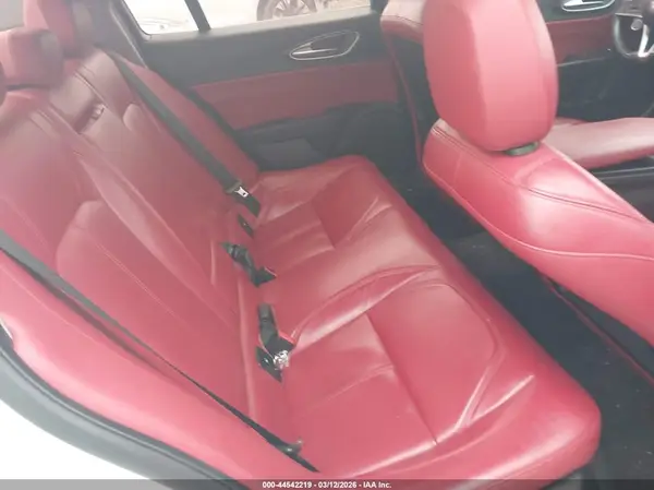 ZARFAEDNXH7545223 2017 ALFA ROMEO GIULIA - Image 8