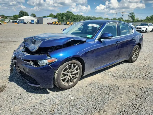 ZARFAEDNXJ7564294 2018 ALFA ROMEO GIULIA - Image 1
