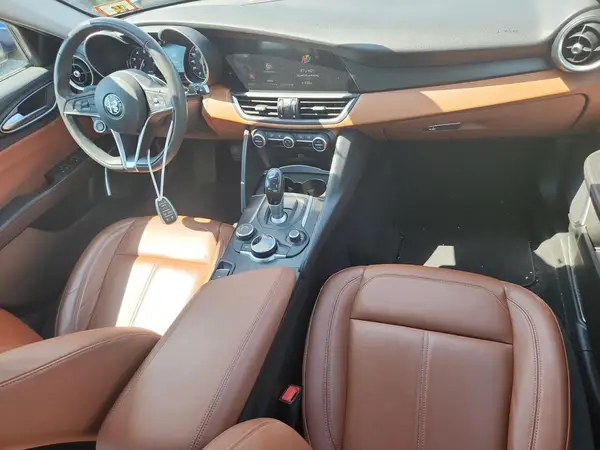 ZARFAEDNXJ7564294 2018 ALFA ROMEO GIULIA - Image 8