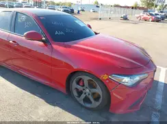 ZARFAEDNXJ7571486 2018 ALFA ROMEO GIULIA