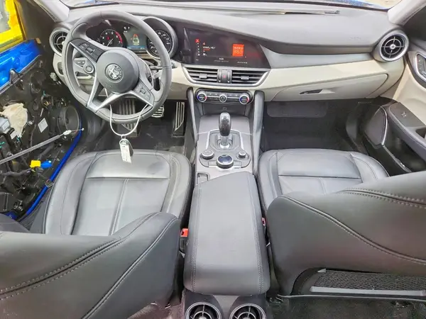 ZARFAEDNXJ7573383 2018 ALFA ROMEO GIULIA - Image 8