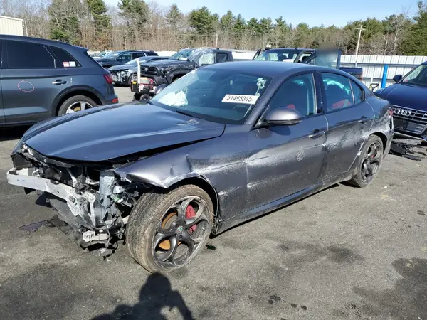 ZARFAEEN0H7541065 2017 ALFA ROMEO GIULIA - Image 1