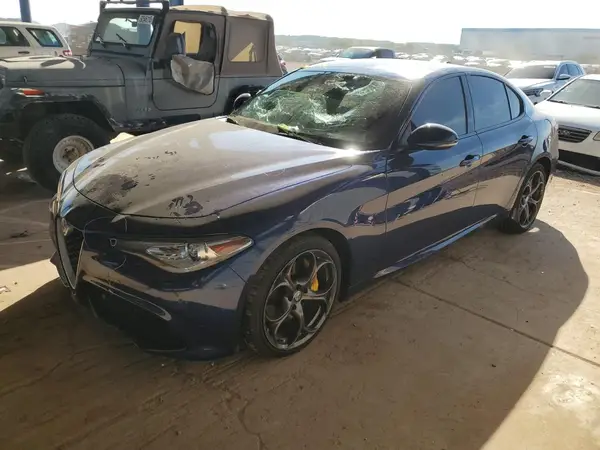 ZARFAEEN0J7567414 2018 ALFA ROMEO GIULIA