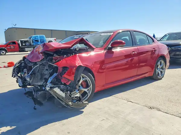 ZARFAEEN0J7579921 2018 ALFA ROMEO GIULIA