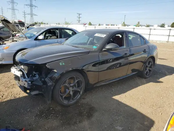 ZARFAEEN0J7597321 2018 ALFA ROMEO GIULIA