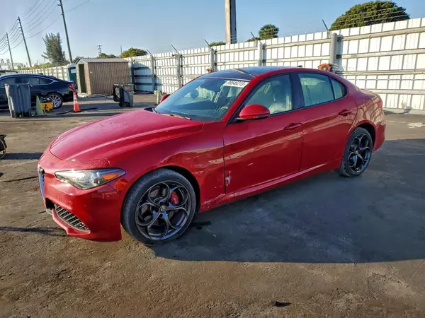 ZARFAEEN1J7573531 2018 ALFA ROMEO GIULIA