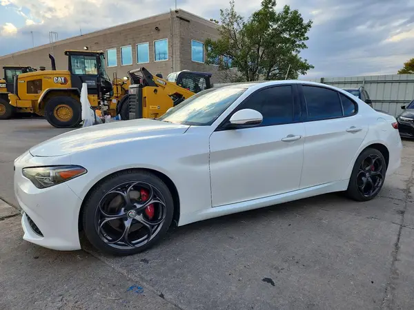 ZARFAEEN1J7592760 2018 ALFA ROMEO GIULIA - Image 1