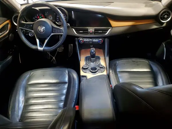 ZARFAEEN1J7597554 2018 ALFA ROMEO GIULIA - Image 8