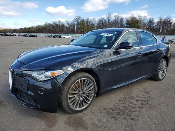 ZARFAEEN2H7538992 2017 ALFA ROMEO GIULIA - Image 1
