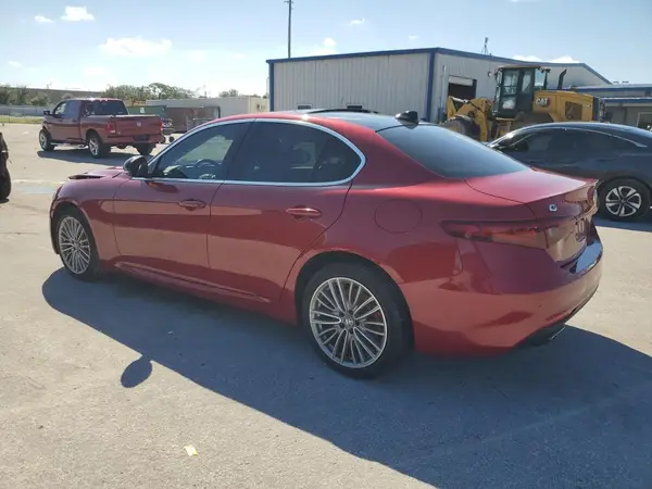 ZARFAEEN2H7544176 2017 ALFA ROMEO GIULIA - Image 2