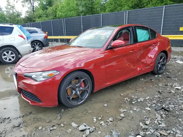 ZARFAEEN2H7546896 2017 ALFA ROMEO GIULIA - Image 1