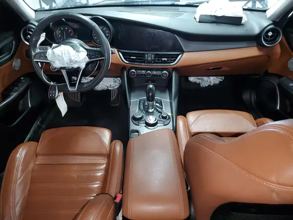 ZARFAEEN2H7549748 2017 ALFA ROMEO GIULIA - Image 8