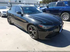 ZARFAEEN2J7565972 2018 ALFA ROMEO GIULIA