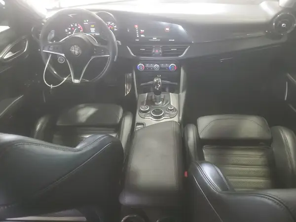 ZARFAEEN2J7593805 2018 ALFA ROMEO GIULIA - Image 8