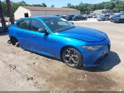 ZARFAEEN2J7598521 2018 ALFA ROMEO GIULIA