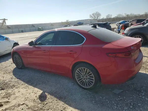 ZARFAEEN3H7537365 2017 ALFA ROMEO GIULIA - Image 2