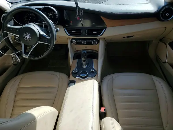 ZARFAEEN3H7537365 2017 ALFA ROMEO GIULIA - Image 8