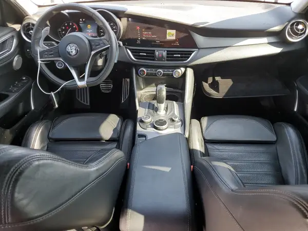ZARFAEEN3H7537804 2017 ALFA ROMEO GIULIA - Image 8