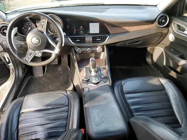 ZARFAEEN3H7543909 2017 ALFA ROMEO GIULIA - Image 8