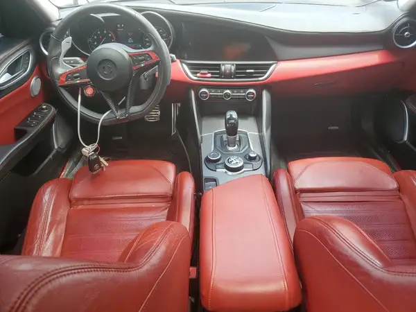 ZARFAEEN3H7553162 2017 ALFA ROMEO GIULIA - Image 8