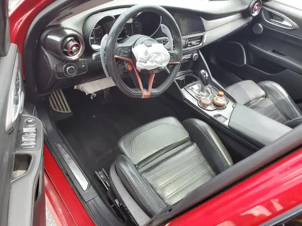 ZARFAEEN3H7554876 2017 ALFA ROMEO GIULIA - Image 8