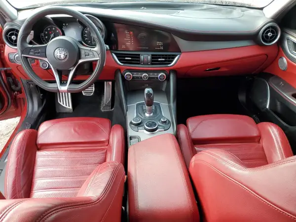 ZARFAEEN3H7562167 2017 ALFA ROMEO GIULIA - Image 8