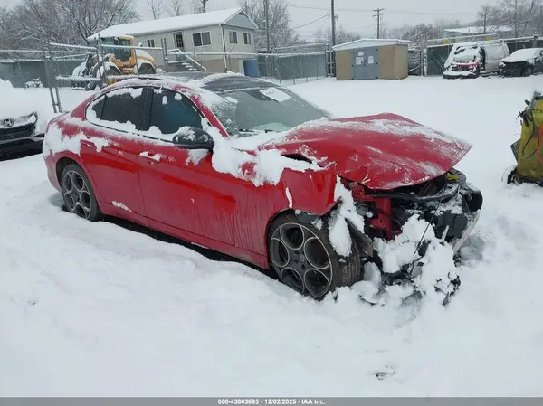 ZARFAEEN3J7596065 2018 ALFA ROMEO GIULIA