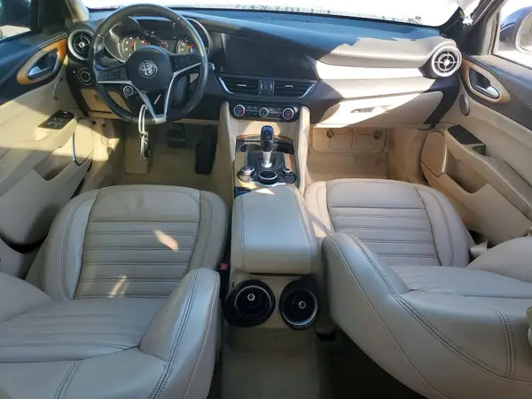 ZARFAEEN4H7529677 2017 ALFA ROMEO GIULIA - Image 8