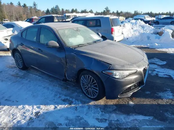 ZARFAEEN4H7531736 2017 ALFA ROMEO GIULIA