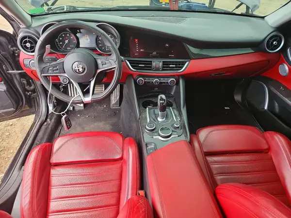 ZARFAEEN4H7544406 2017 ALFA ROMEO GIULIA - Image 8