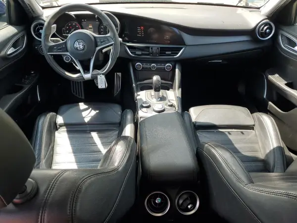 ZARFAEEN4H7548942 2017 ALFA ROMEO GIULIA - Image 8