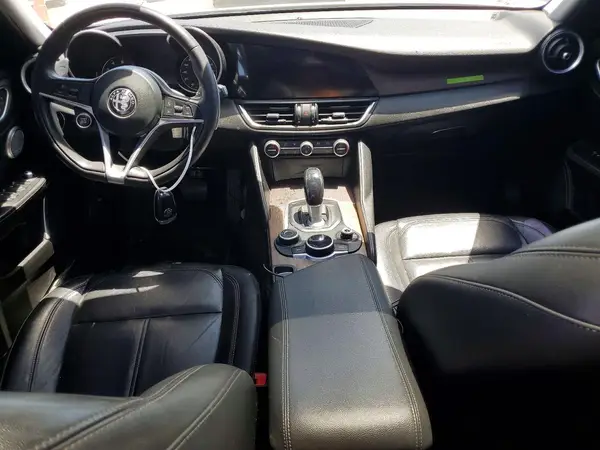 ZARFAEEN4H7554496 2017 ALFA ROMEO GIULIA - Image 8