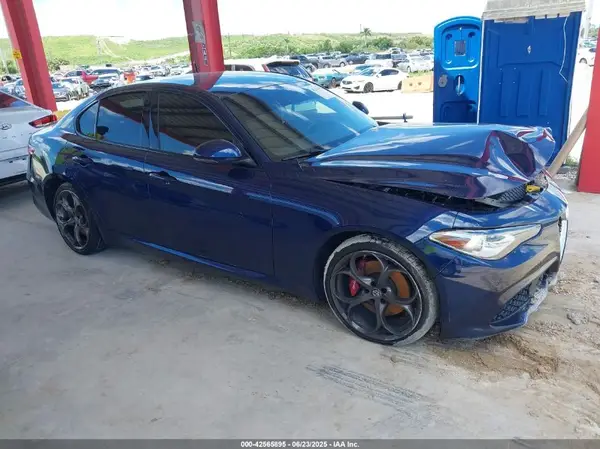 ZARFAEEN4J7568436 2018 ALFA ROMEO GIULIA