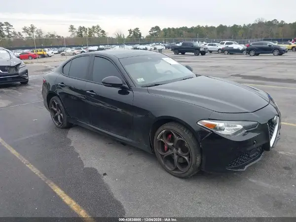 ZARFAEEN4J7573216 2018 ALFA ROMEO GIULIA