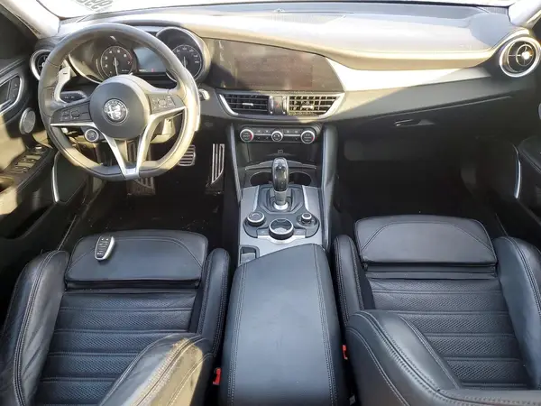 ZARFAEEN4J7578870 2018 ALFA ROMEO GIULIA - Image 8