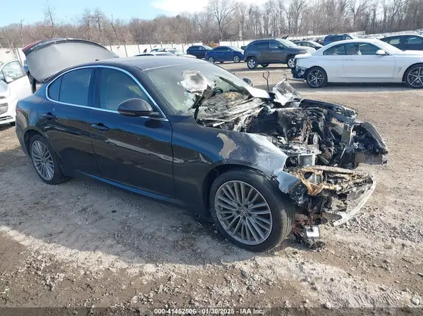 ZARFAEEN5H7532393 2017 ALFA ROMEO GIULIA