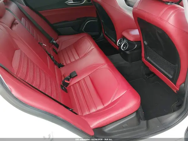 ZARFAEEN5H7534113 2017 ALFA ROMEO GIULIA - Image 8