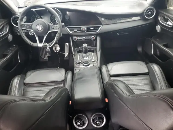 ZARFAEEN5H7543362 2017 ALFA ROMEO GIULIA - Image 8