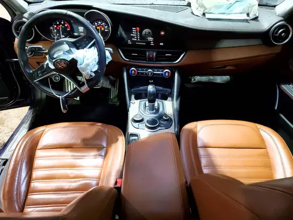 ZARFAEEN5H7558492 2017 ALFA ROMEO GIULIA - Image 8