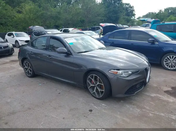 ZARFAEEN5J7594625 2018 ALFA ROMEO GIULIA